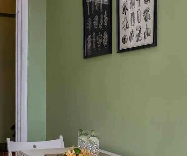 Designer Flat For 4, Heart Of Bucharest, Kitchen * Bukurešť