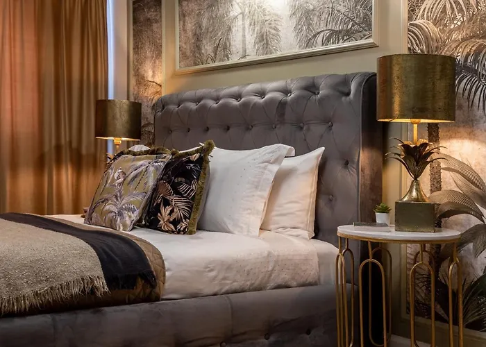 Designer Flat For 4, Heart Of Bucharest, Kitchen Vakantiehuis *